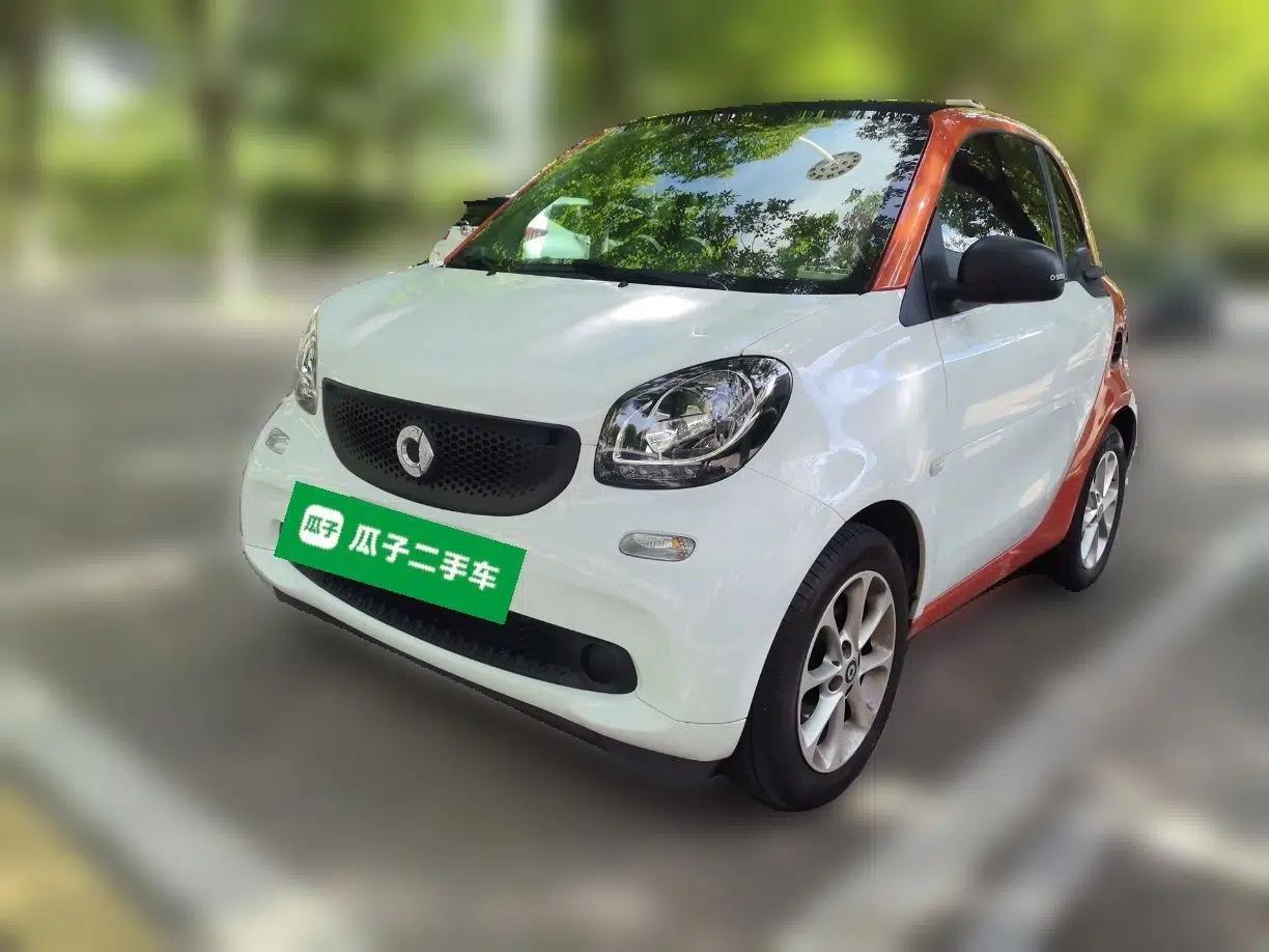 smart fortwo 2018 1.0L 52kW Hardtop Dynamic Version China V — миниатюра 1