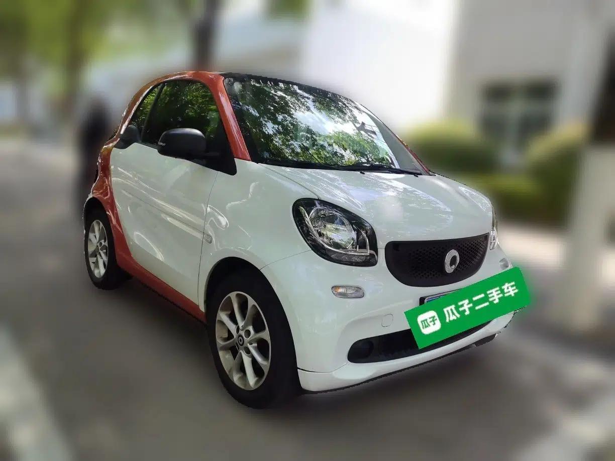smart fortwo 2018 1.0L 52kW Hardtop Dynamic Version China V — миниатюра 3