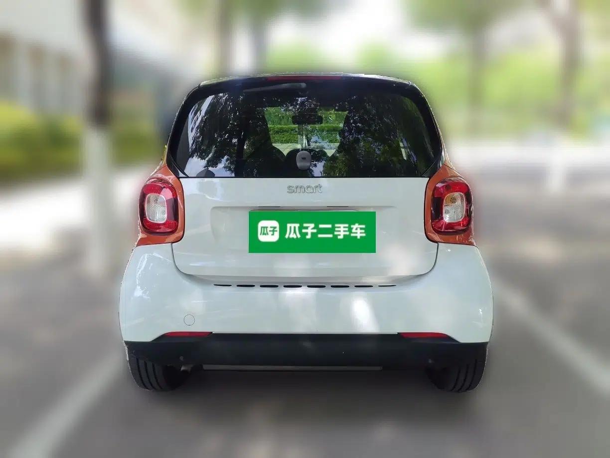 smart fortwo 2018 1.0L 52kW Hardtop Dynamic Version China V — миниатюра 5