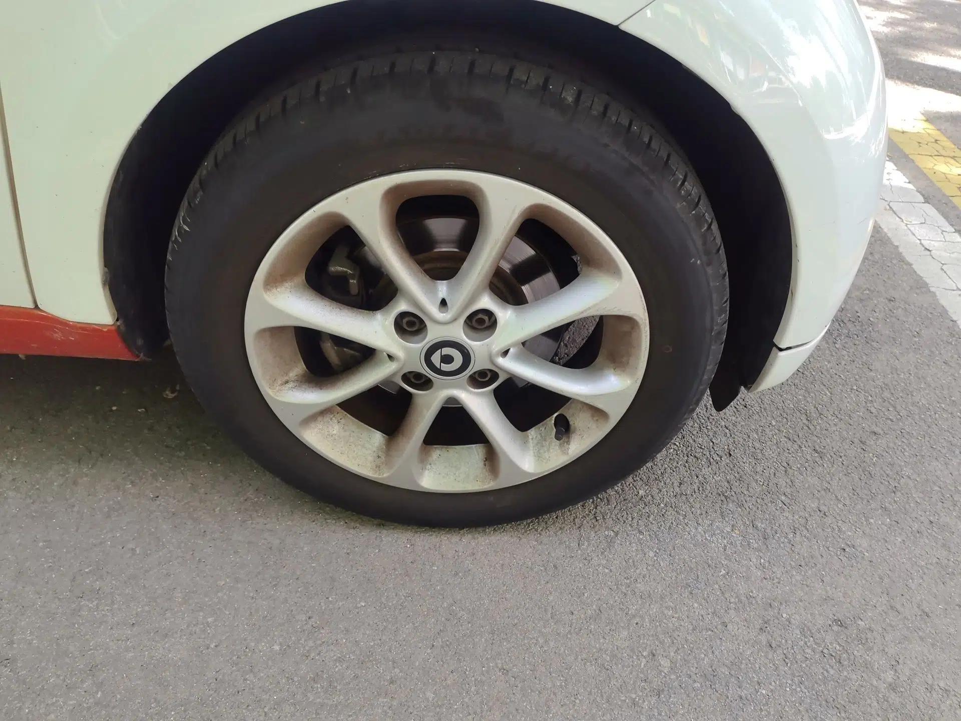 smart fortwo 2018 1.0L 52kW Hardtop Dynamic Version China V — миниатюра 8