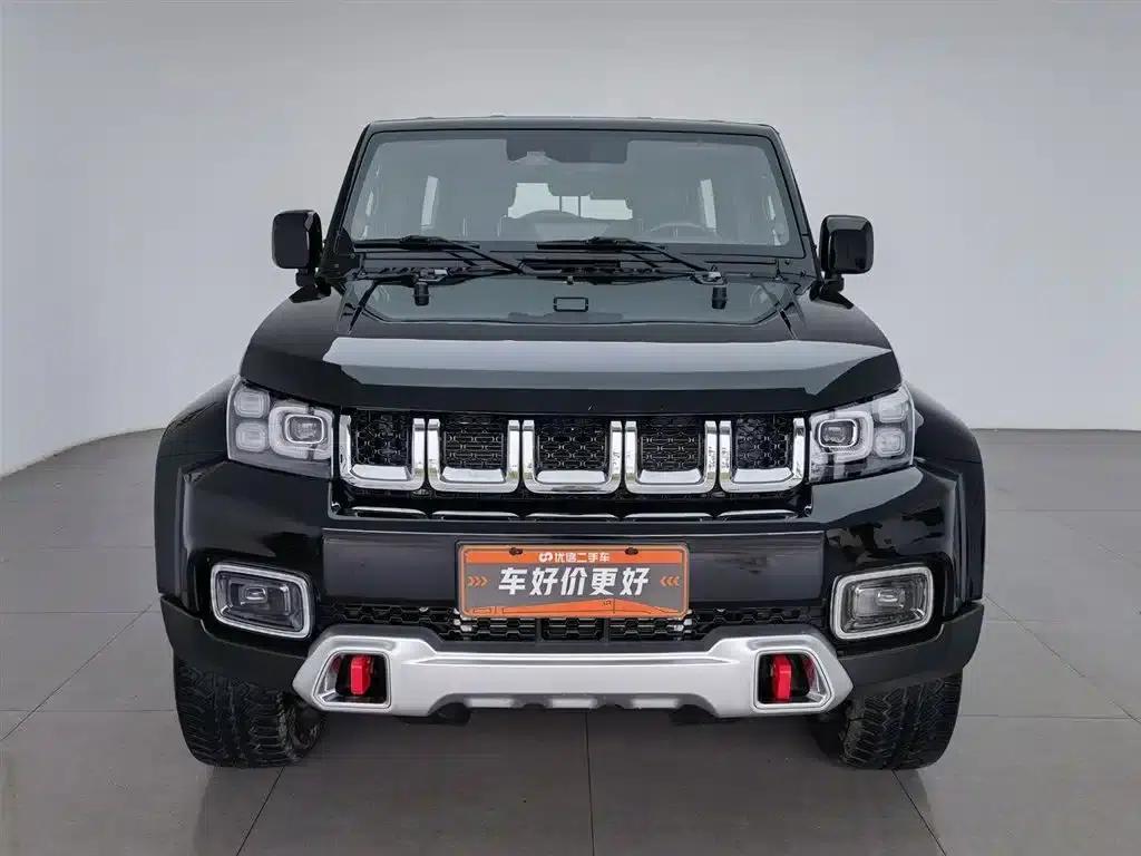 Beijing BJ40 2023 2.0T Automatic 4WD City Hunter Edition (Hero Model) — миниатюра 3