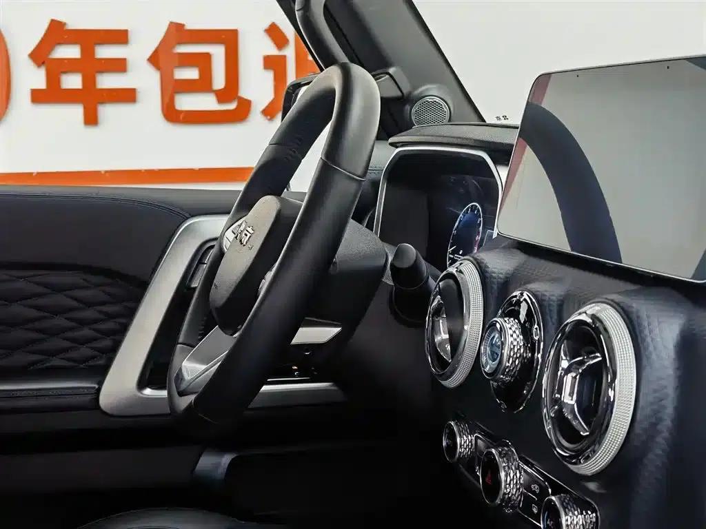 Beijing BJ40 2023 2.0T Automatic 4WD City Hunter Edition (Hero Model) — миниатюра 22