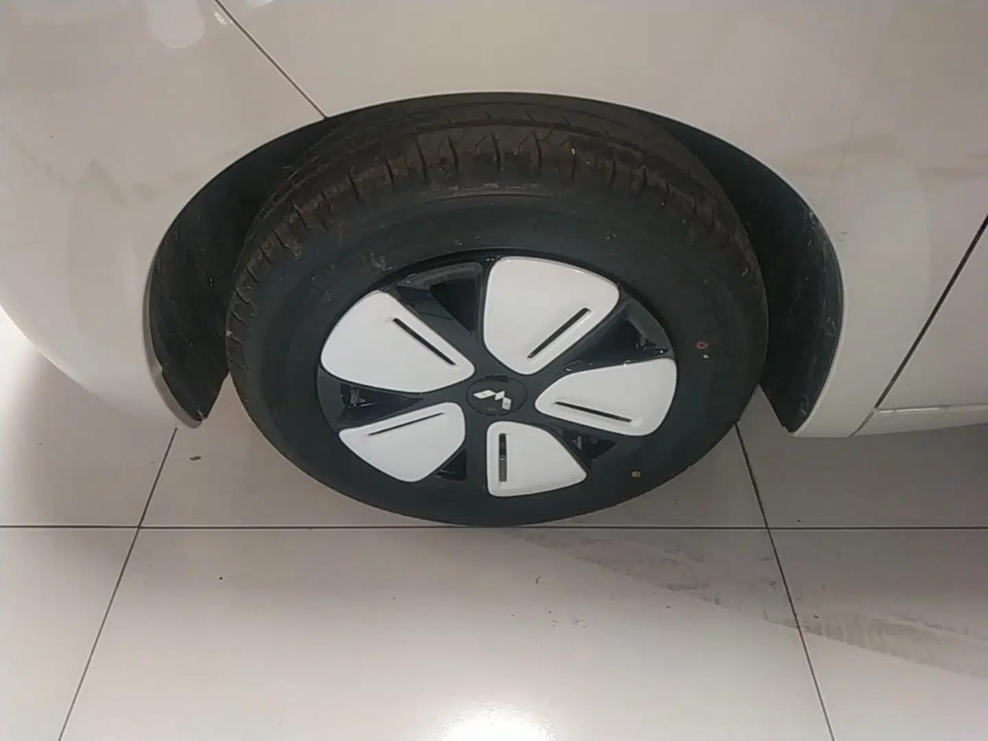 Wuling Hongguang MINIEV 2025 Four-Door Version Advanced Edition — миниатюра 10