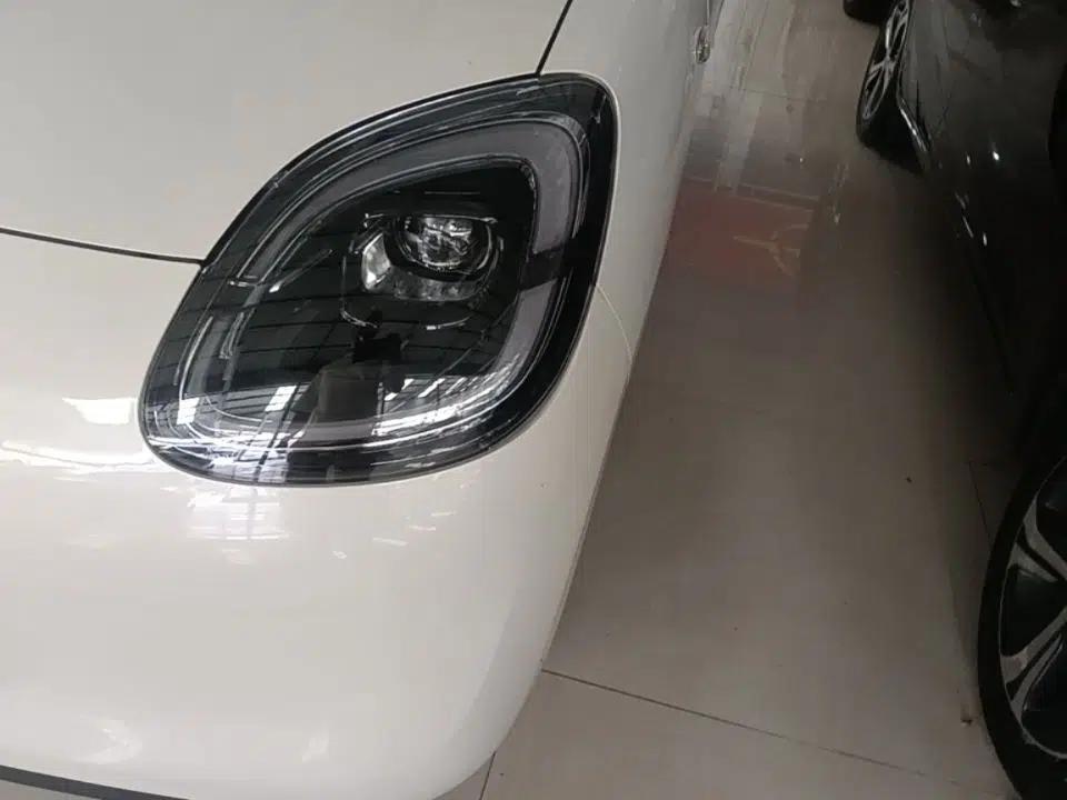 Wuling Hongguang MINIEV 2025 Four-Door Version Advanced Edition — миниатюра 8