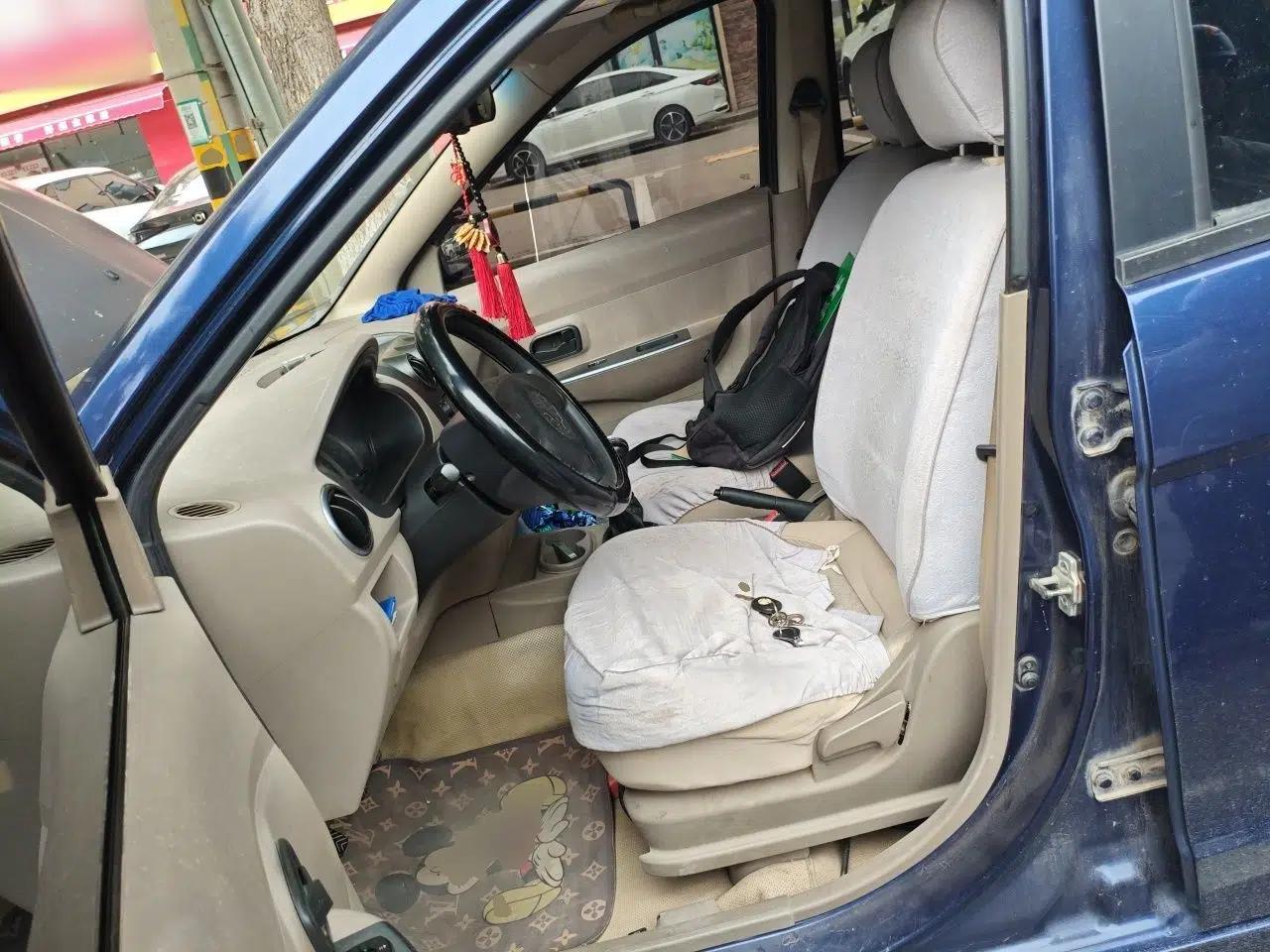 Wuling Hongguang 2010 1.2L Comfort Edition China IV — миниатюра 15