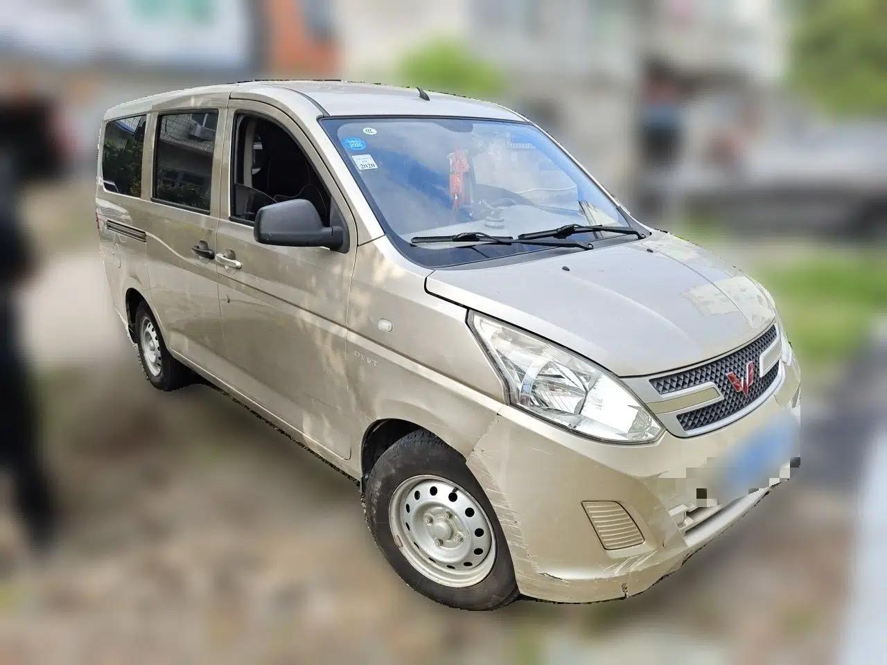Wuling Hongguang 2018 1.5L Classic S Base Model — миниатюра 3