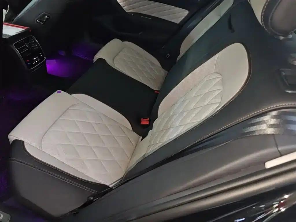 2024 Volkswagen Magotan 330TSI DSG Luxury Edition (2 Million Units Limited Edition) — миниатюра 17