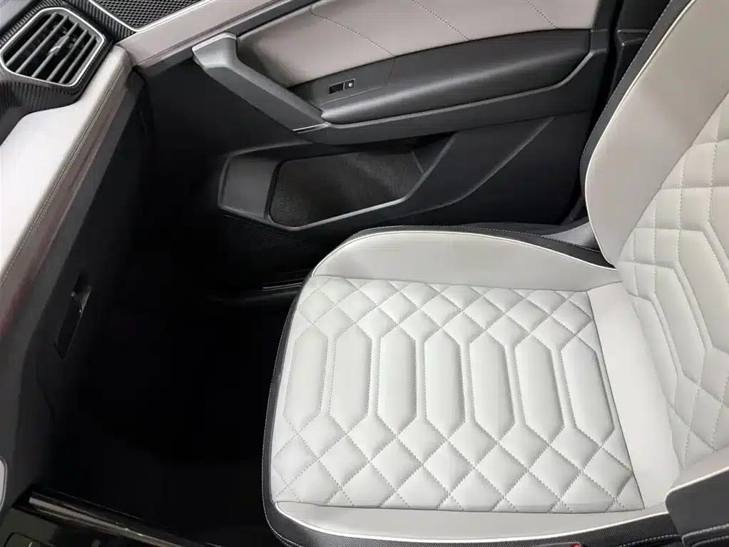 Tayron 2023 280TSI 2WD Luxury Plus Advanced Edition — миниатюра 13