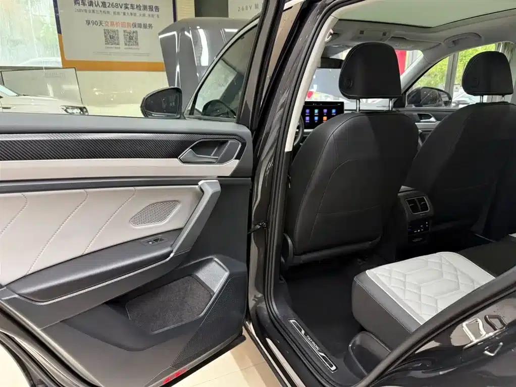 Tayron 2023 280TSI 2WD Luxury Plus Advanced Edition — миниатюра 17