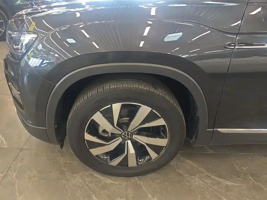 Tayron 2022 330TSI 2WD Luxury Intelligent Edition — миниатюра 23