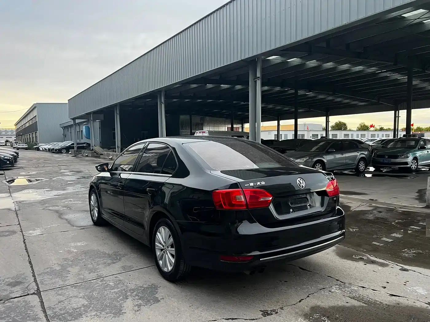 2014 Volkswagen Sagitar Facelift 1.4TSI Automatic Luxury — миниатюра 12