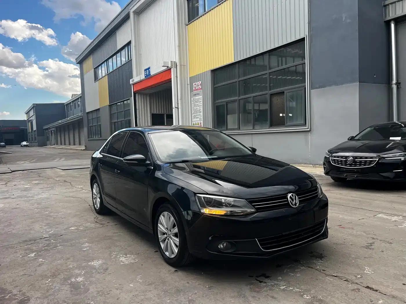 2014 Volkswagen Sagitar Facelift 1.4TSI Automatic Luxury — миниатюра 3