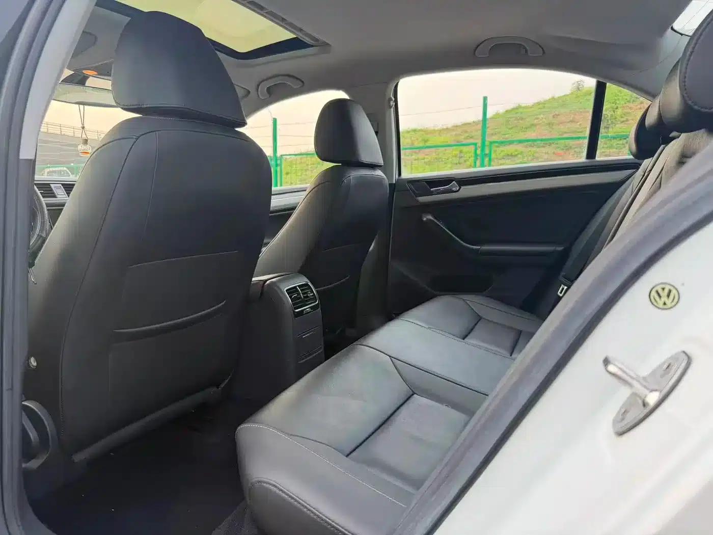 2018 Volkswagen Sagitar 1.6L Automatic Comfort Model — миниатюра 7