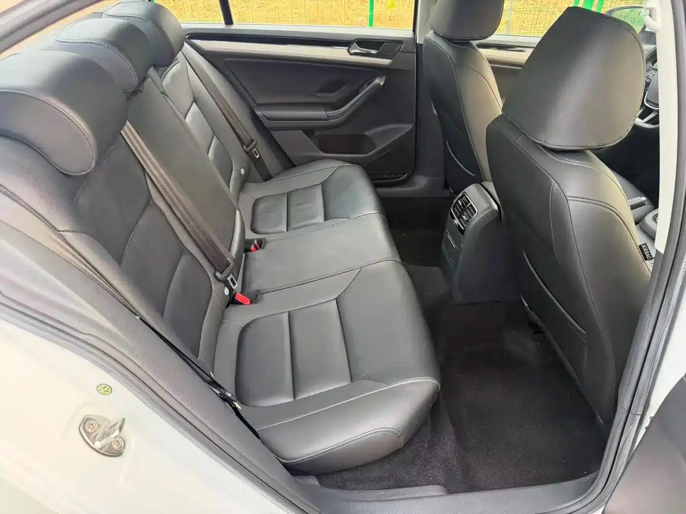 2018 Volkswagen Sagitar 1.6L Automatic Comfort Model — миниатюра 9