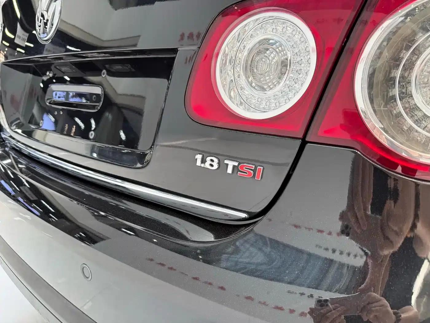 2010 Volkswagen Sagitar 1.8TSI Automatic Champion Edition — миниатюра 17