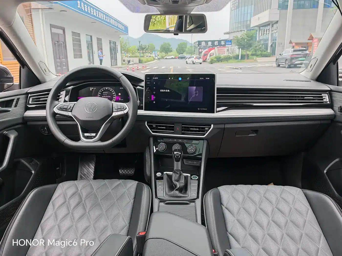 2023 Volkswagen Sagitar 300TSI DSG Super Edition — миниатюра 14