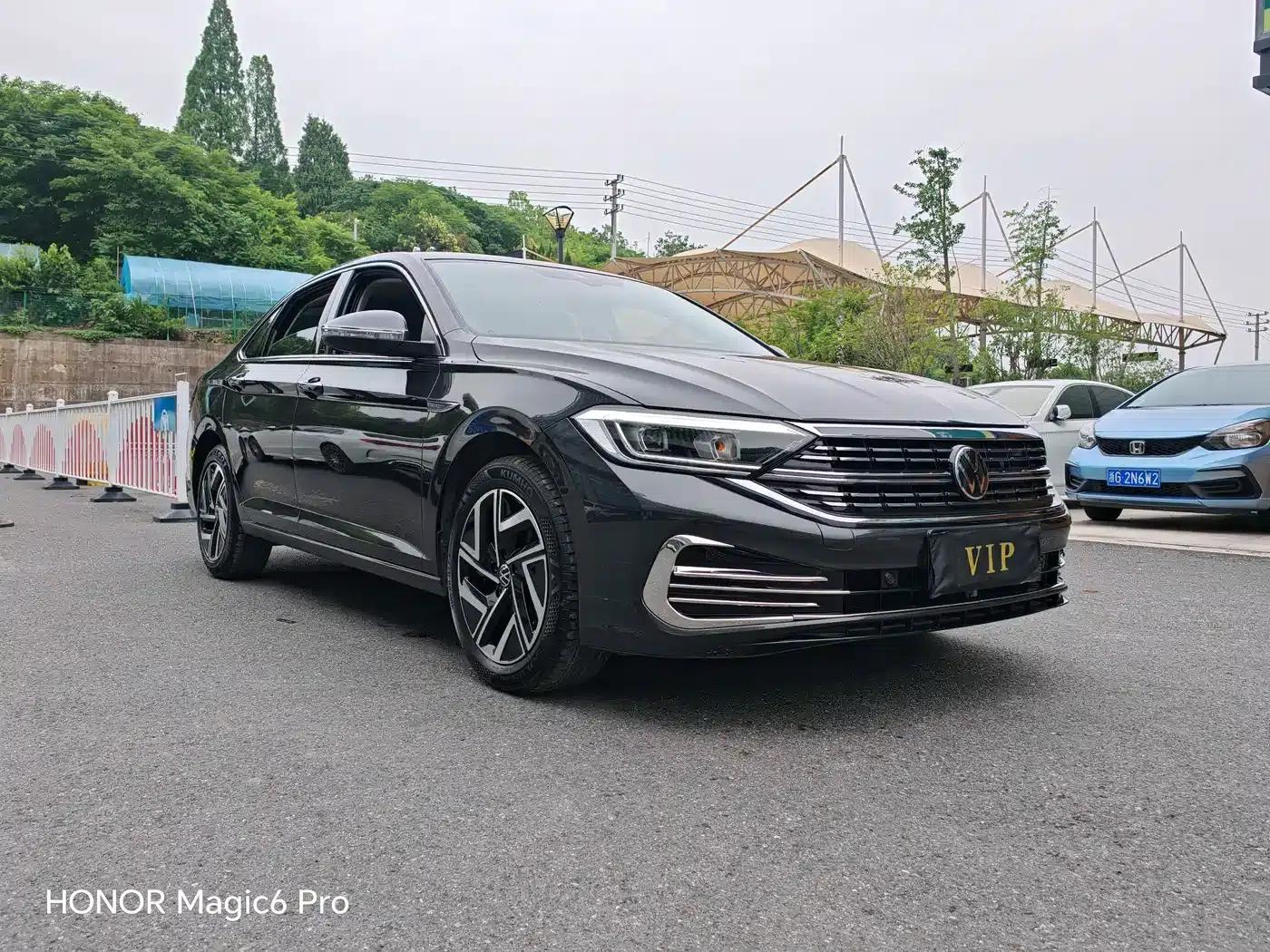 2023 Volkswagen Sagitar 300TSI DSG Super Edition — миниатюра 3
