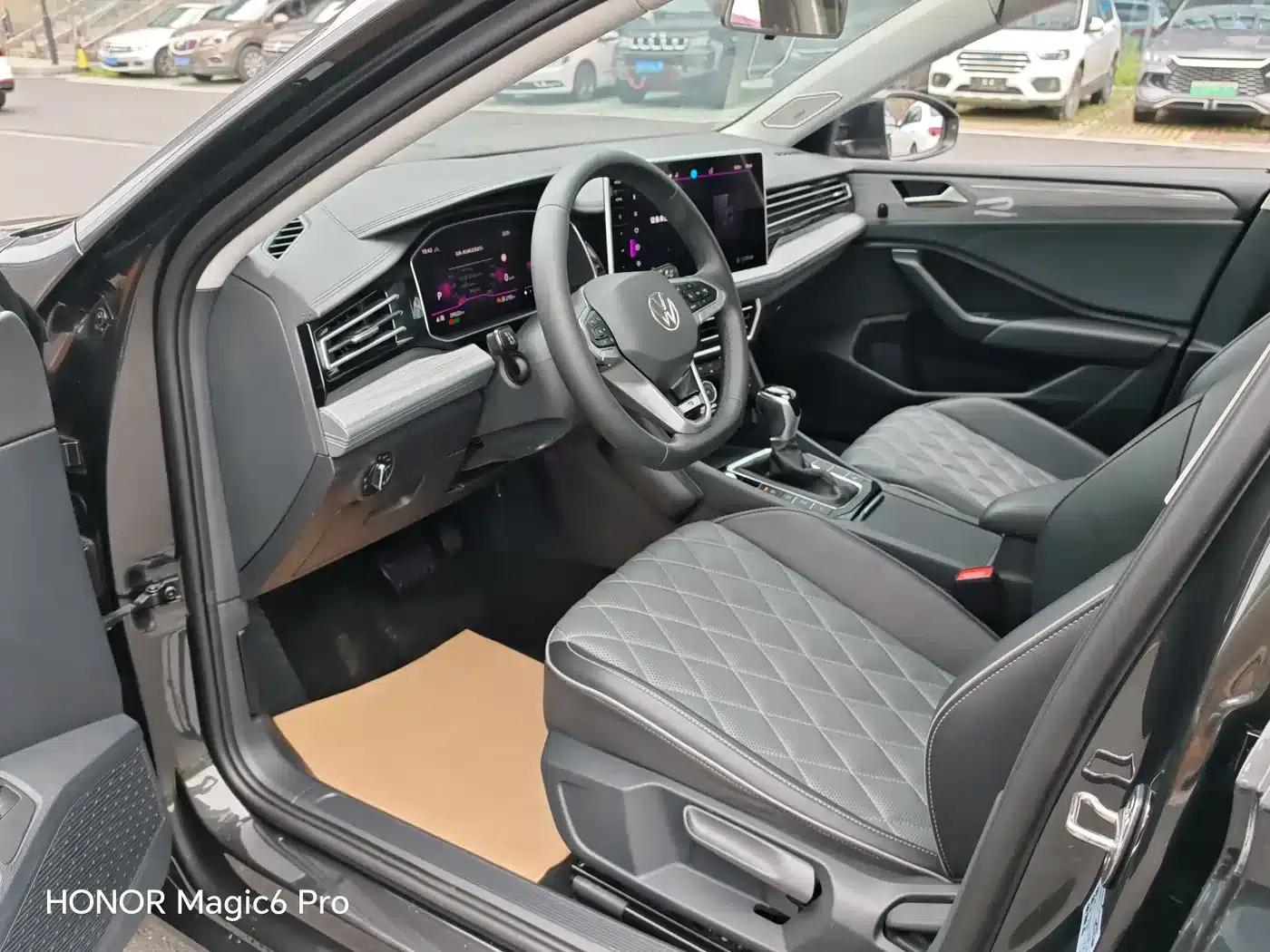 2023 Volkswagen Sagitar 300TSI DSG Super Edition — миниатюра 9