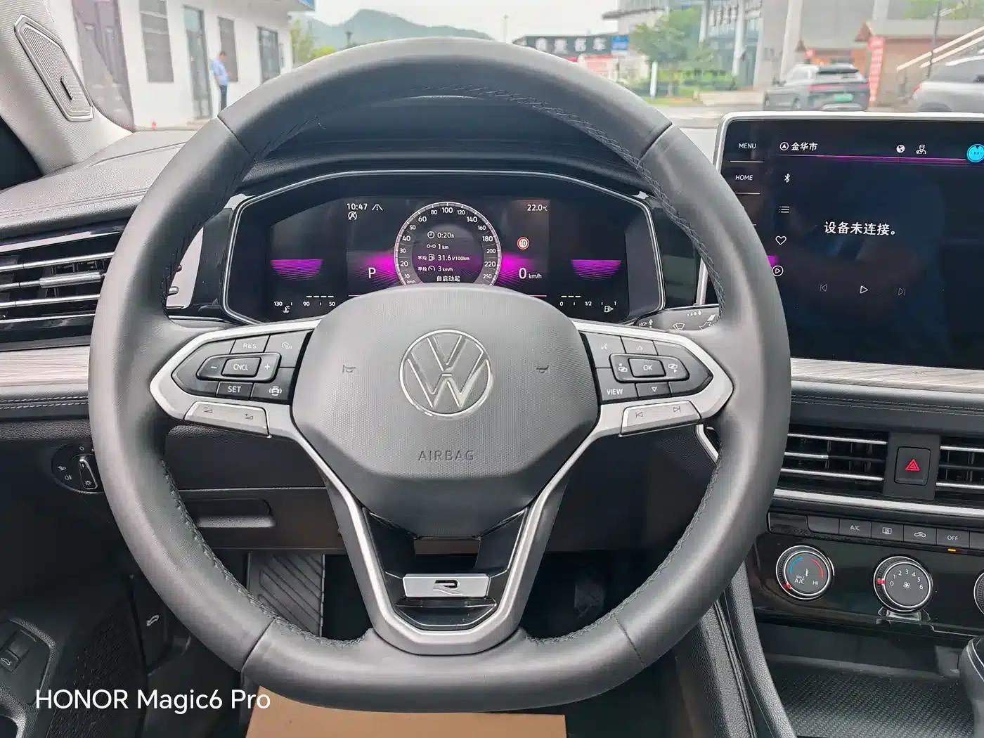 2023 Volkswagen Sagitar 300TSI DSG Super Edition — миниатюра 10