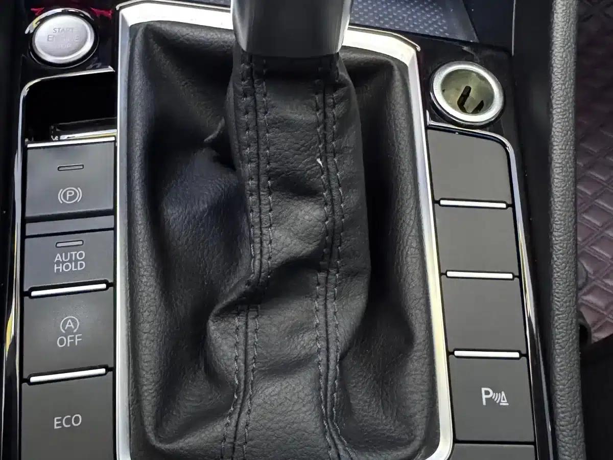 2023 Volkswagen Sagitar 280TSI DSG Super Edition — миниатюра 14
