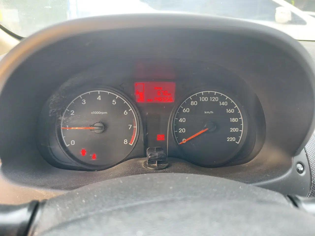 Hyundai Verna (older generation) 2014 1.4L Manual Smart GLS Trim — миниатюра 11