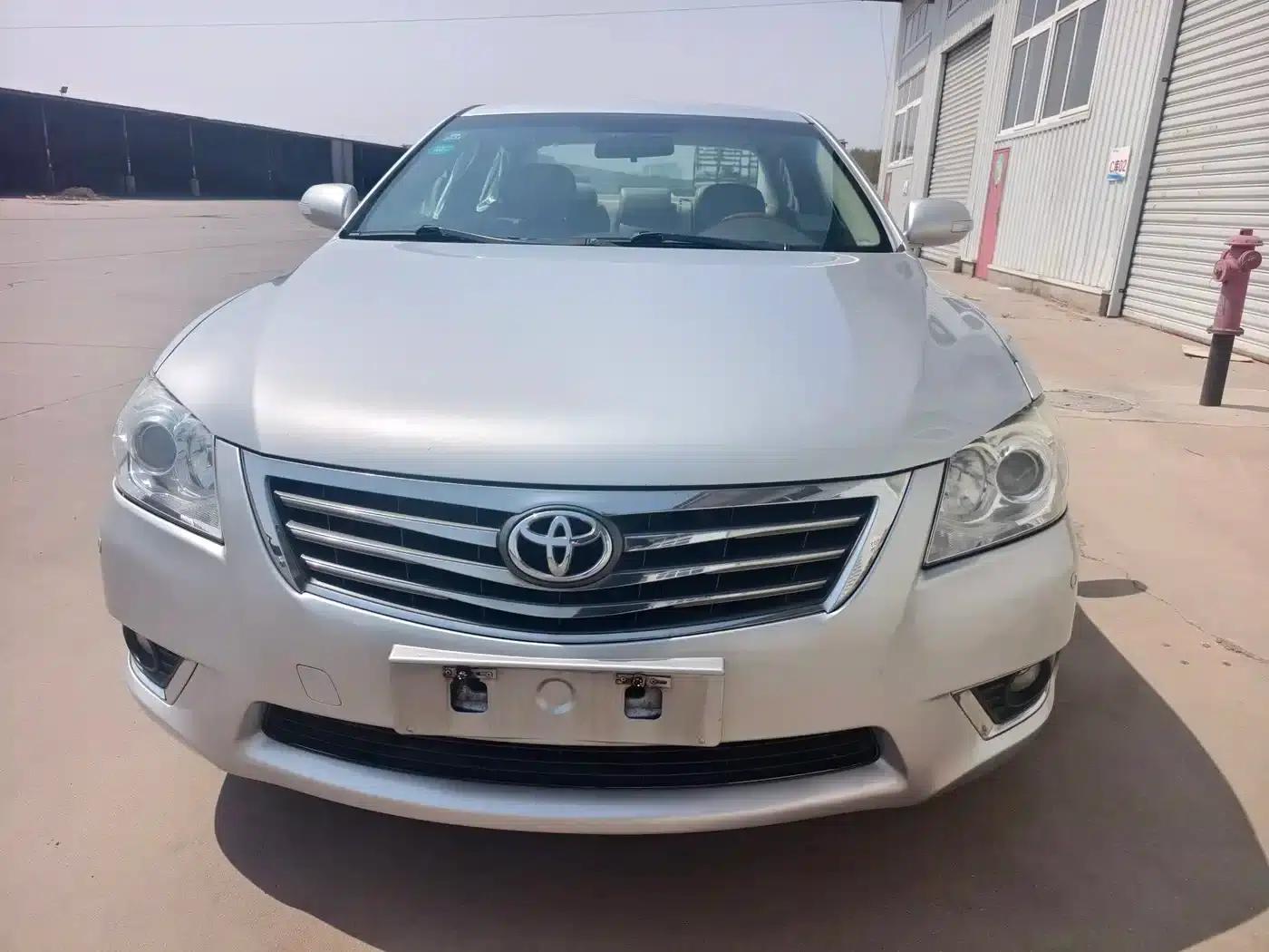 2011 Camry 200G Classic Anniversary Edition — миниатюра 2