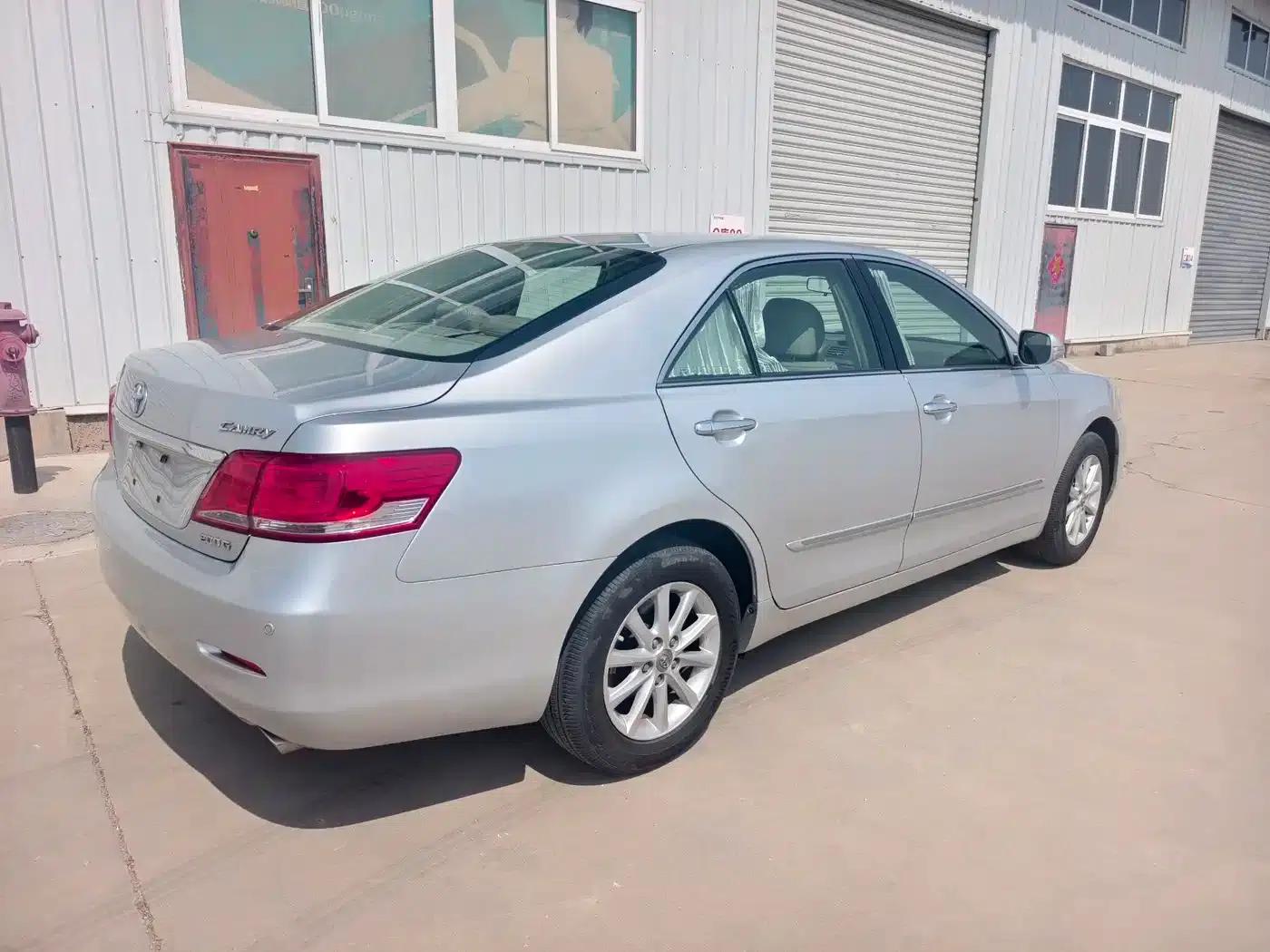 2011 Camry 200G Classic Anniversary Edition — миниатюра 3