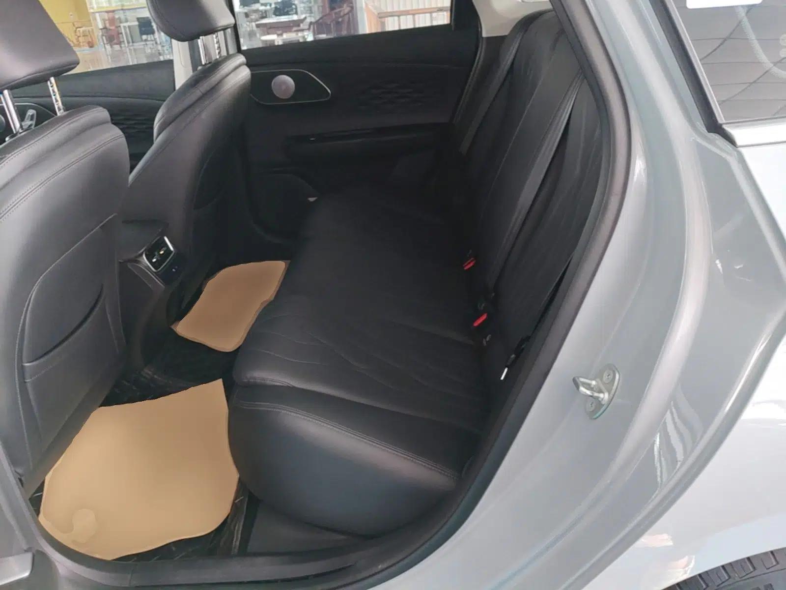 Chery Fengyun A8L 2025 1.5 TGDI 145 km Comfort Version — миниатюра 20