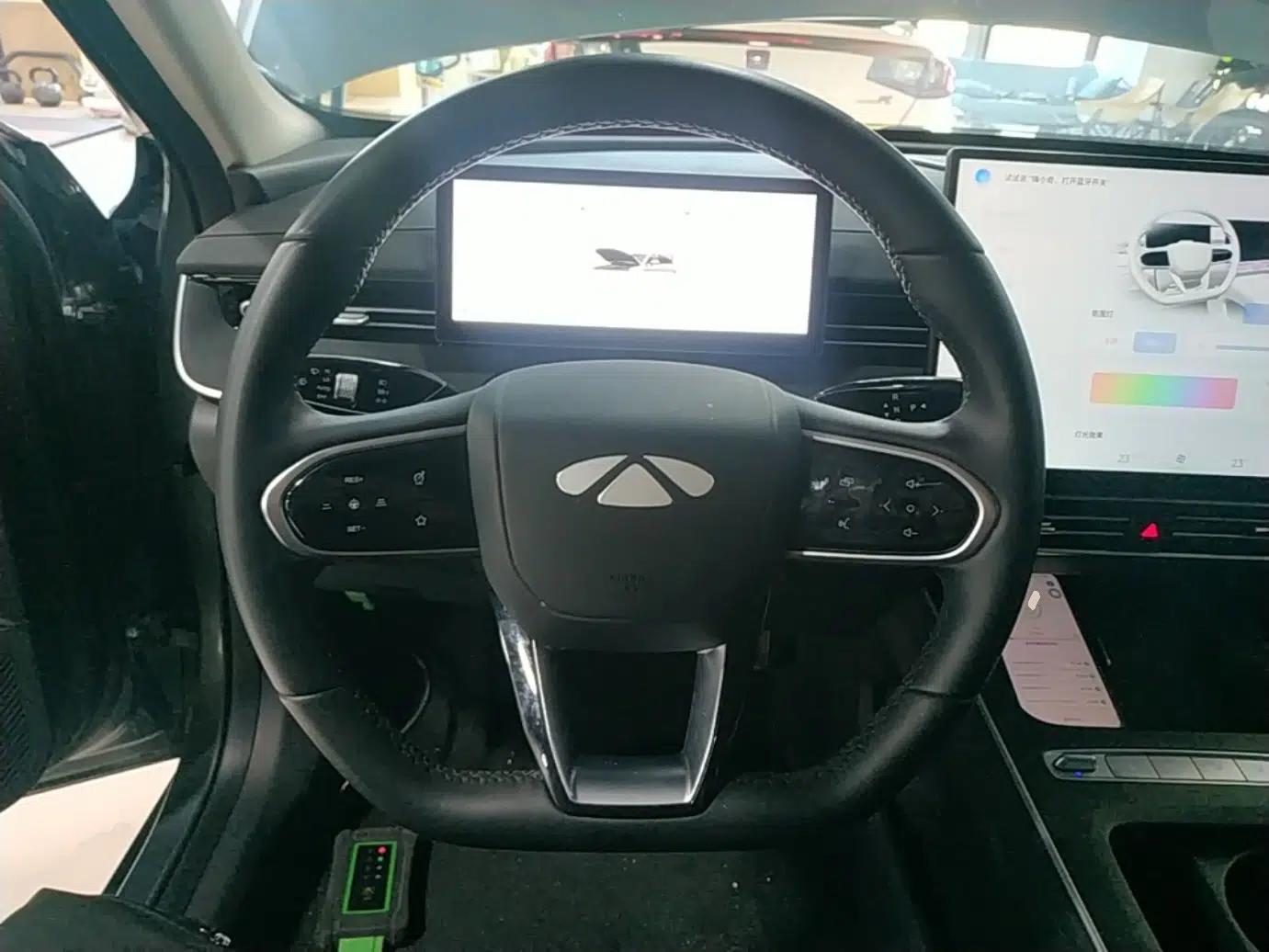 Chery Fengyun A8L 2025 1.5 TGDI 145 km Luxury Version — миниатюра 13