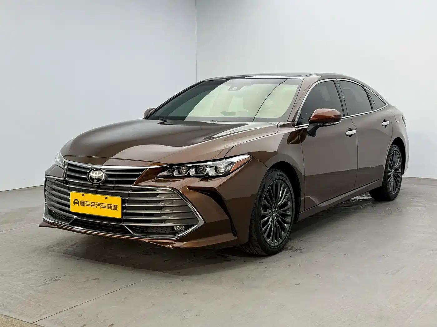 2019 Toyota Avalon 2.5L Touring Premium Edition (National V Emission Standard) — миниатюра 1