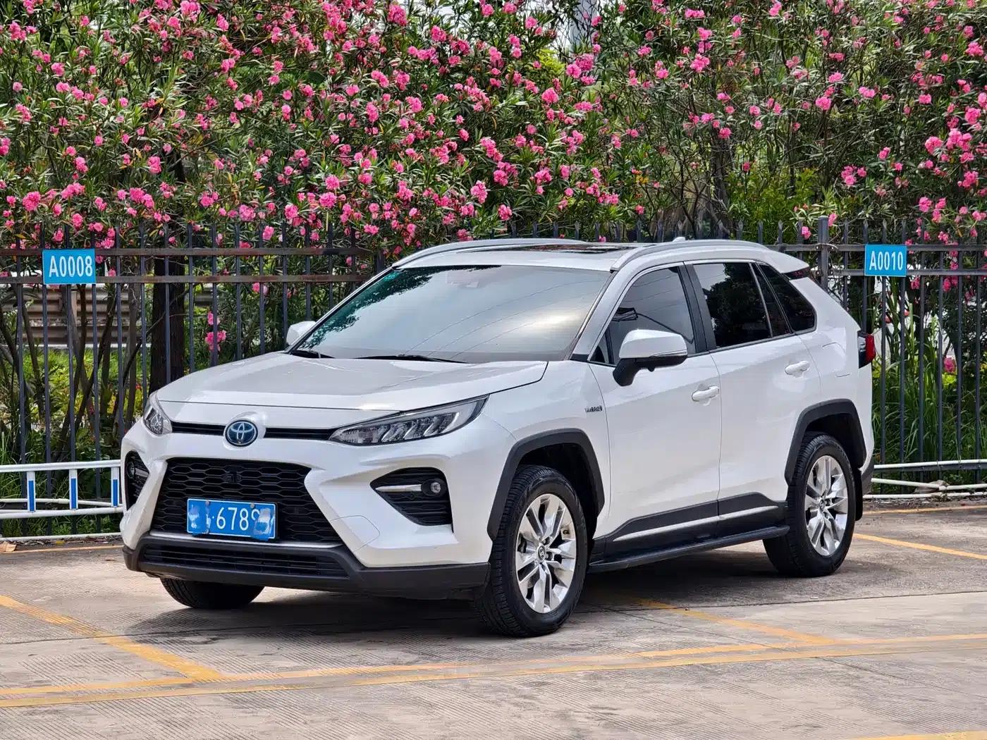 Highlander 2020 Hybrid 2.5L E-CVT AWD Luxury Edition — миниатюра 1