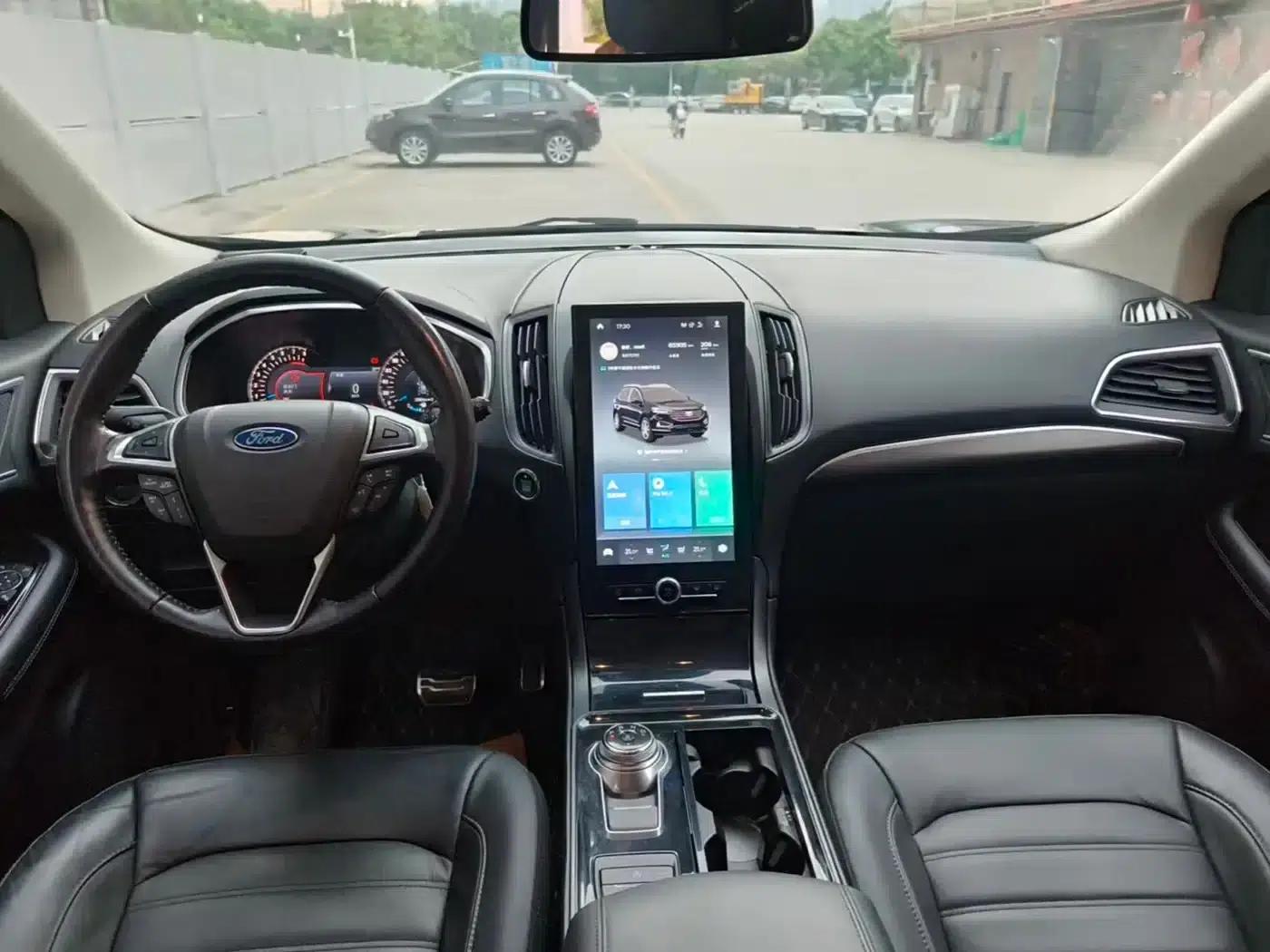 2020 Ford Edge EcoBoost 245 2WD Luxury 7-seater — миниатюра 6