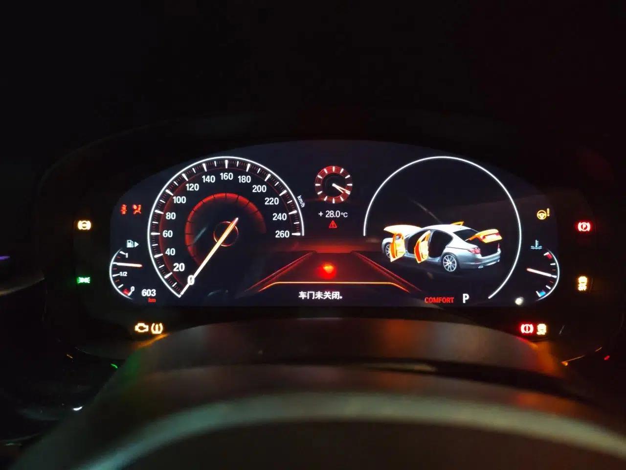 BMW 5 Series 2019 530Li Leading Model M Sport Package — миниатюра 11