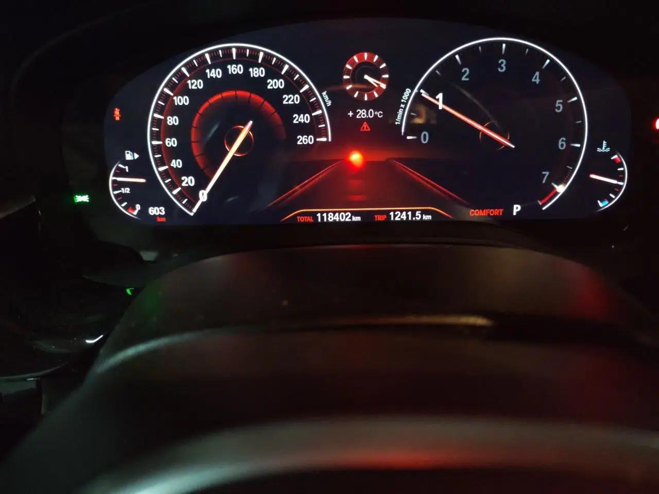 BMW 5 Series 2019 530Li Leading Model M Sport Package — миниатюра 12