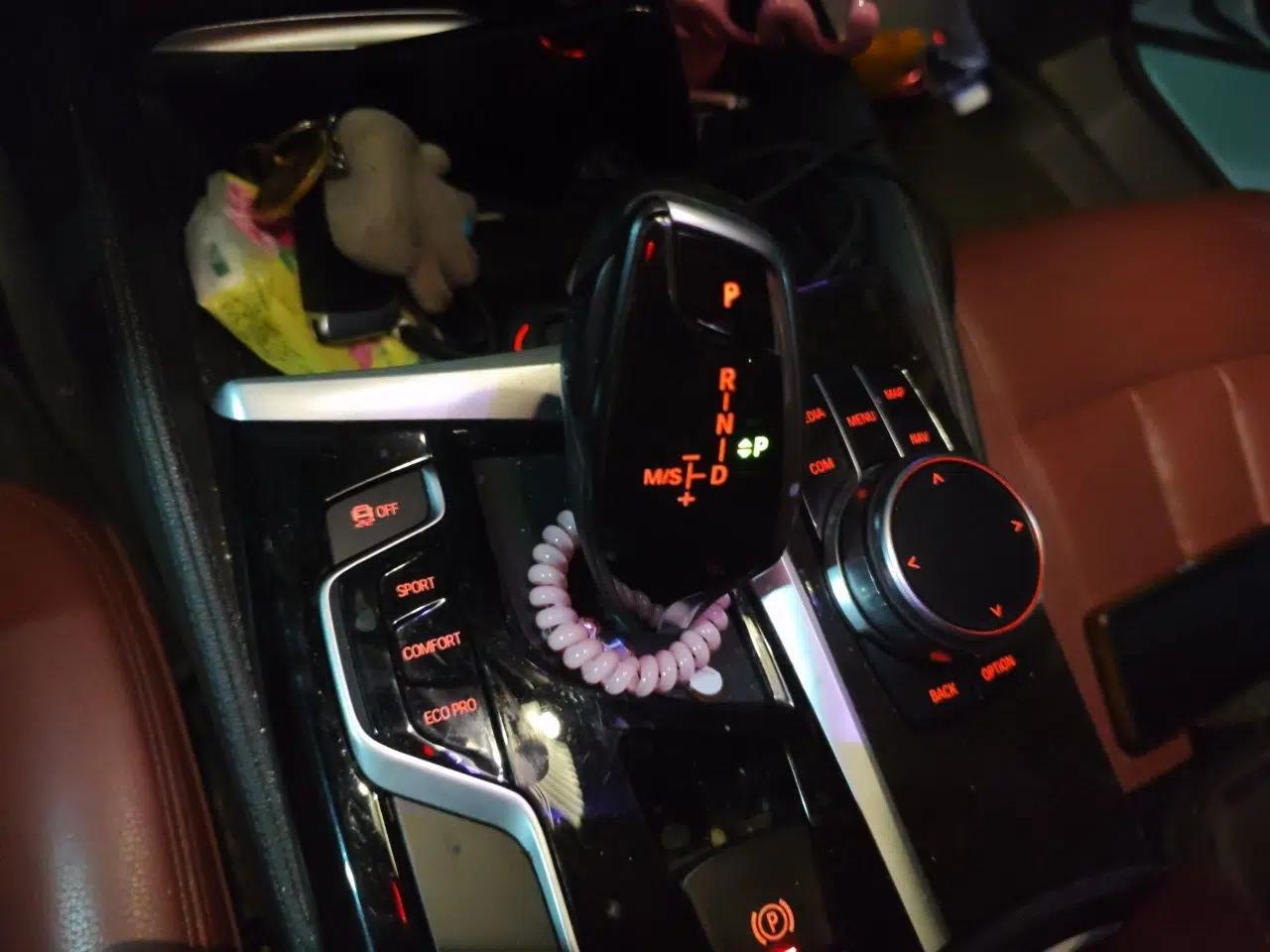 BMW 5 Series 2019 530Li Leading Model M Sport Package — миниатюра 14