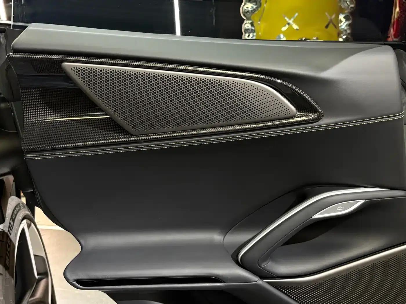 2023 Purosangue 6.5L V12 — миниатюра 38