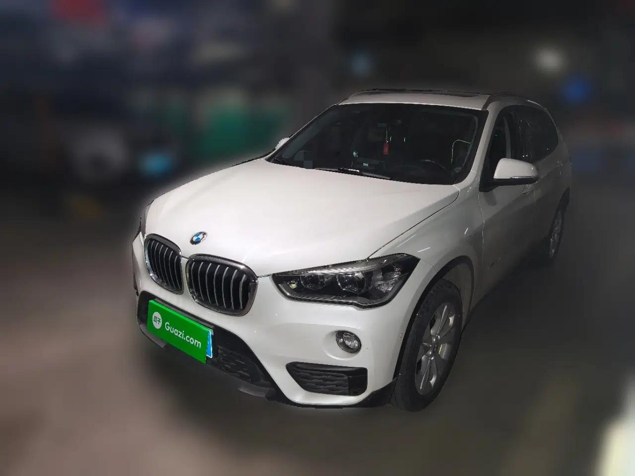 BMW X1 2016 sDrive18Li Premium Edition — миниатюра 1
