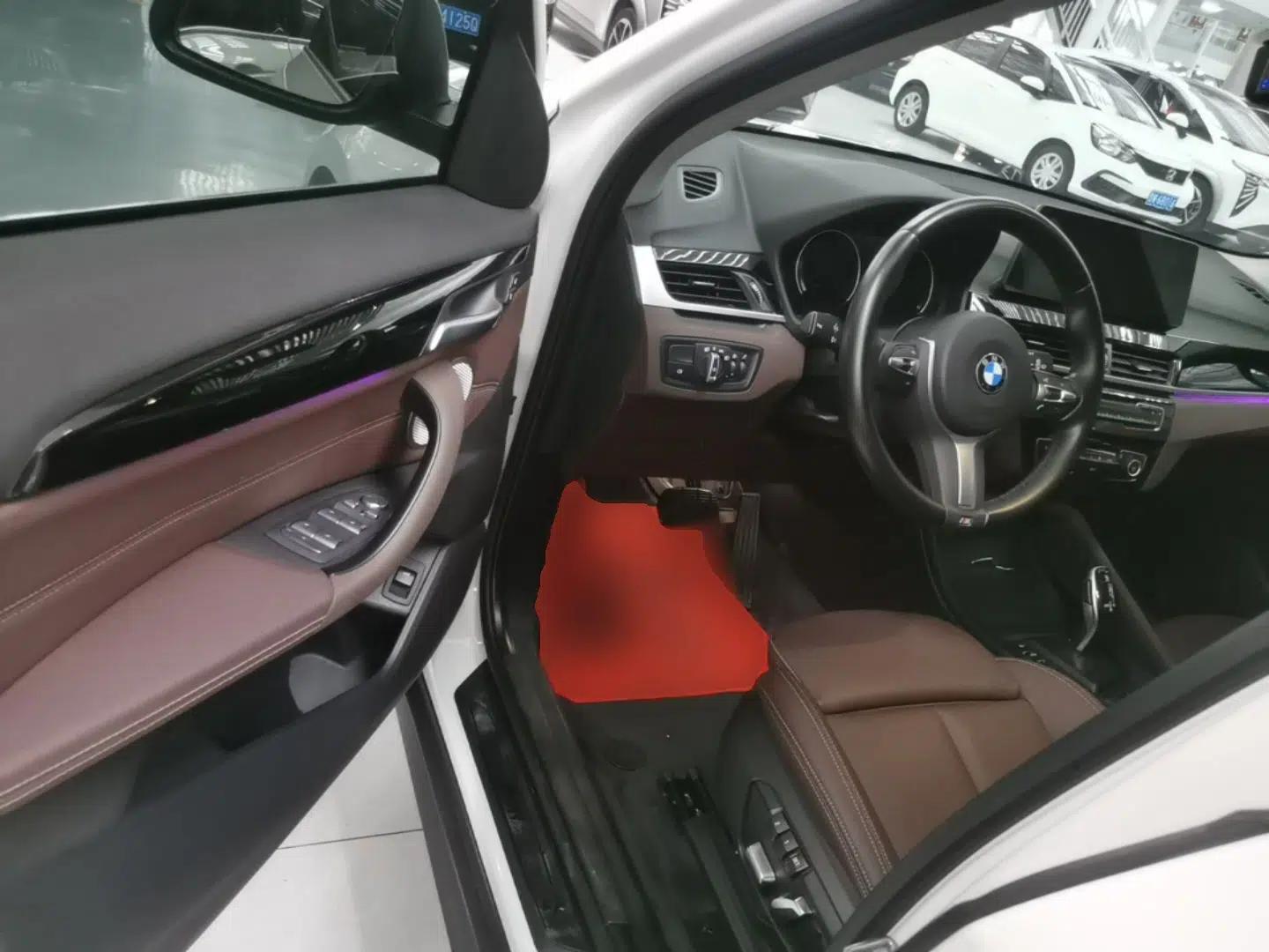 BMW X1 2022 sDrive25Li Leading Model — миниатюра 18