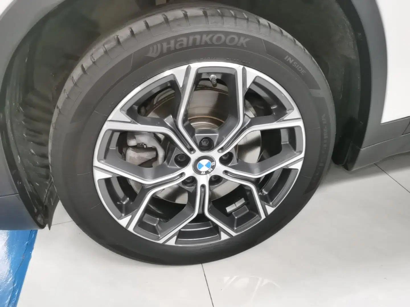 BMW X1 2022 sDrive25Li Leading Model — миниатюра 10