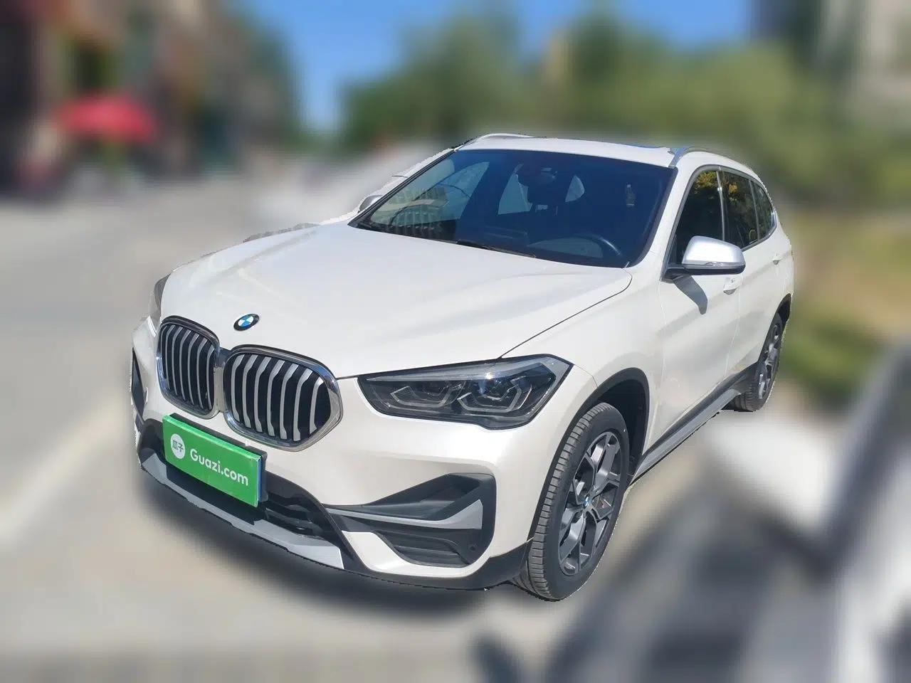 BMW X1 2021 sDrive20Li Premium Edition — миниатюра 1