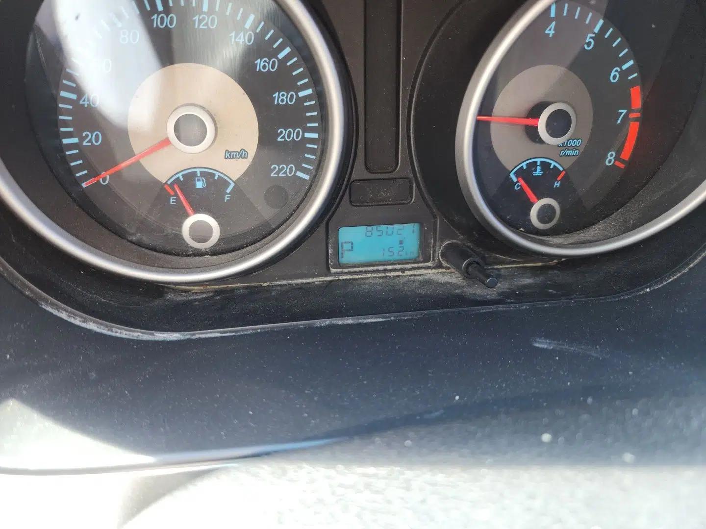 Buick Excelle 2013 1.5L Automatic Classic Model — миниатюра 12