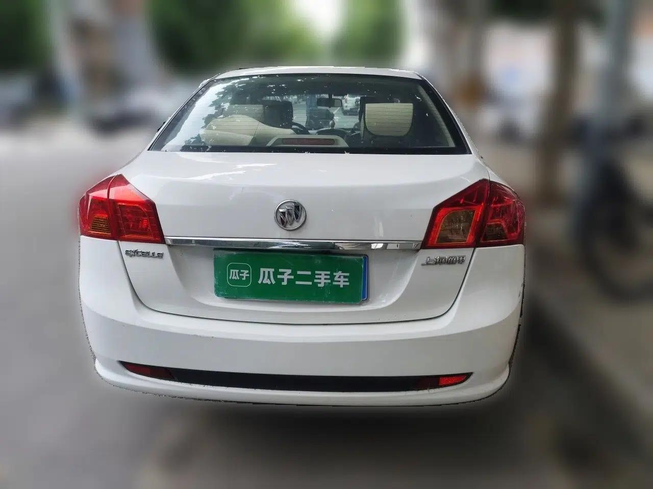 Buick Excelle 2015 1.5L Automatic Classic Model — миниатюра 5