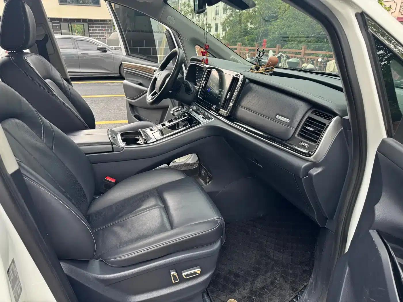Trumpchi M8 2021 Leading Series 390T Supreme Edition — миниатюра 7