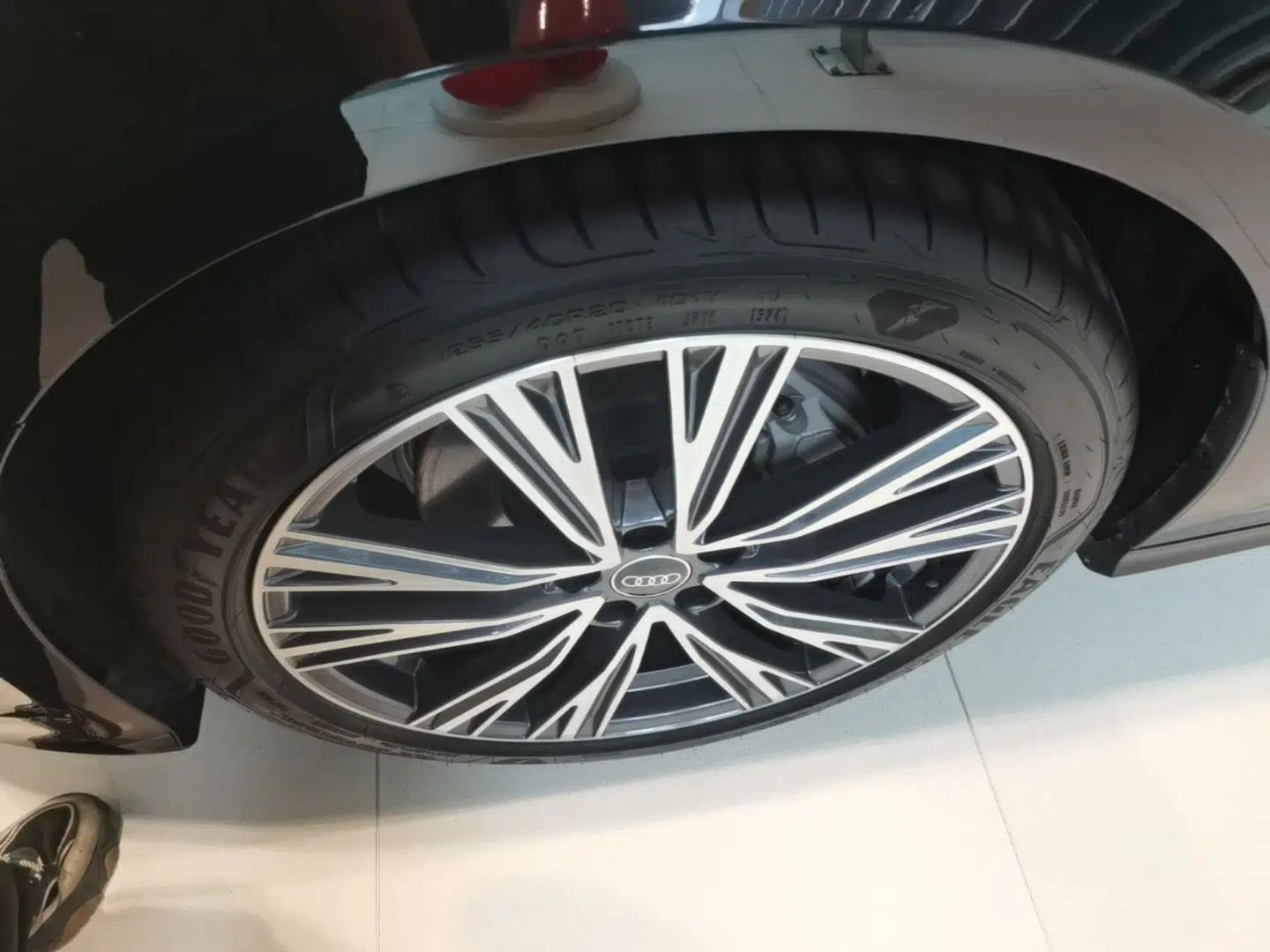 Audi A6L 2024 45 TFSI Prestige Dynamic Edition — миниатюра 10