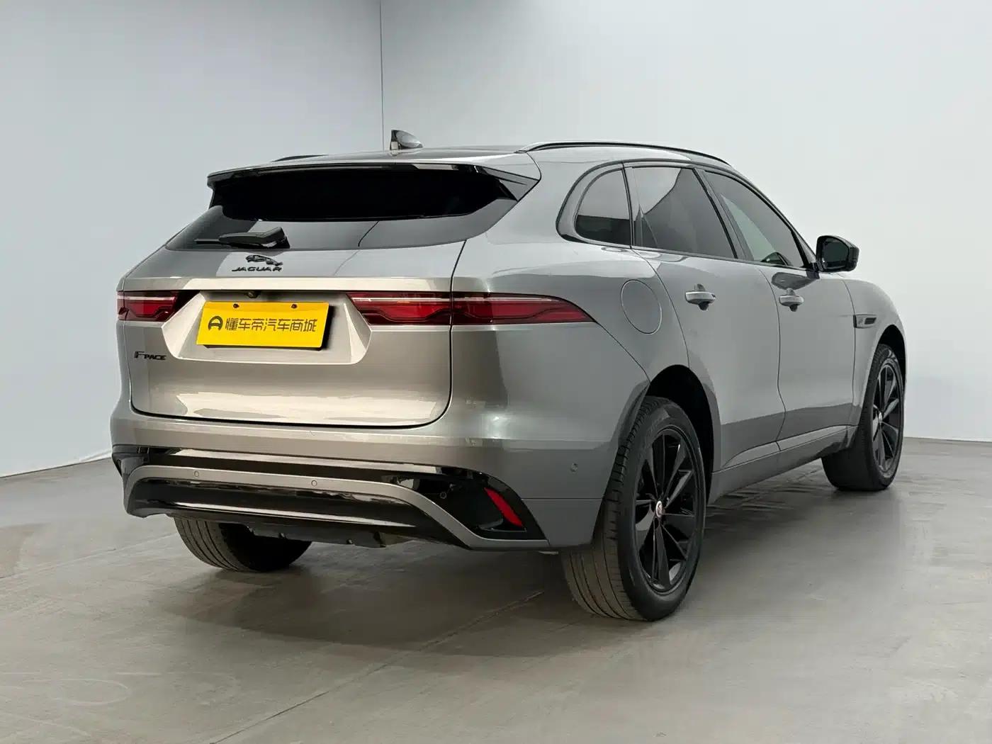 2022 Jaguar F-PACE P250 R-Dynamic BLACK — миниатюра 4