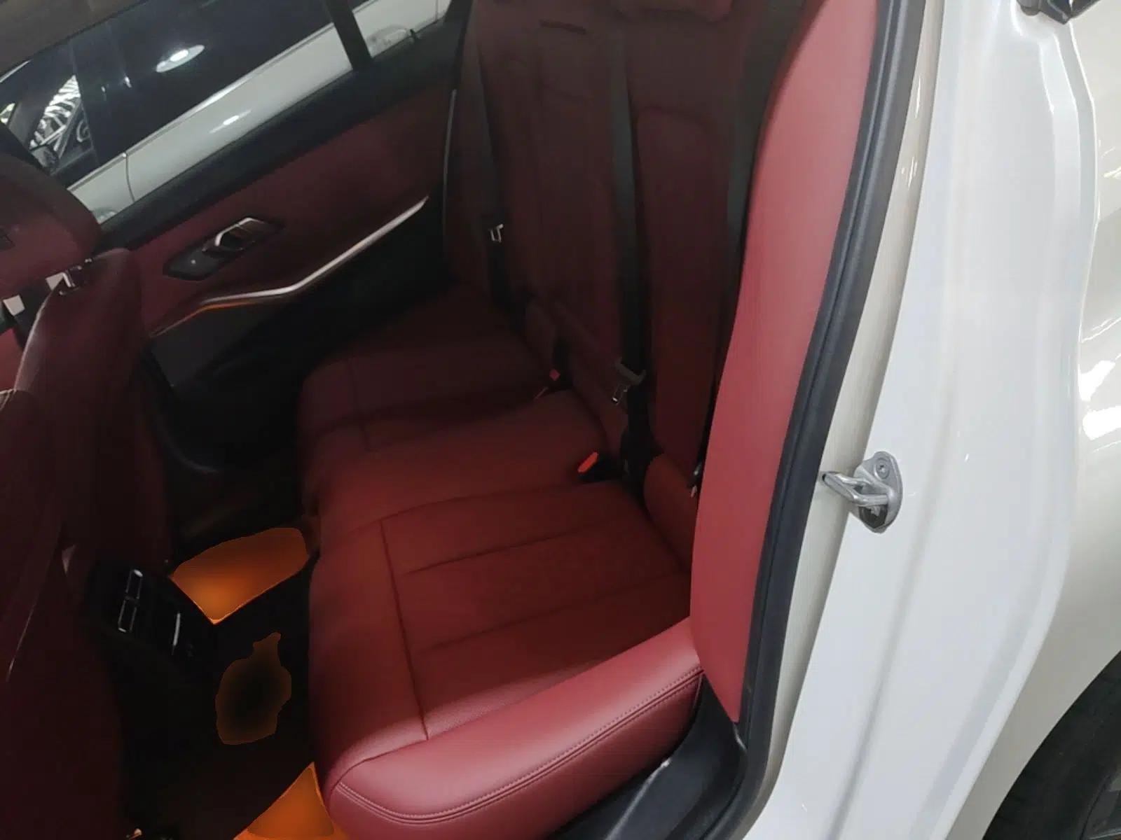 BMW 3 Series 2025 330Li M Sport Shadowline Package — миниатюра 20
