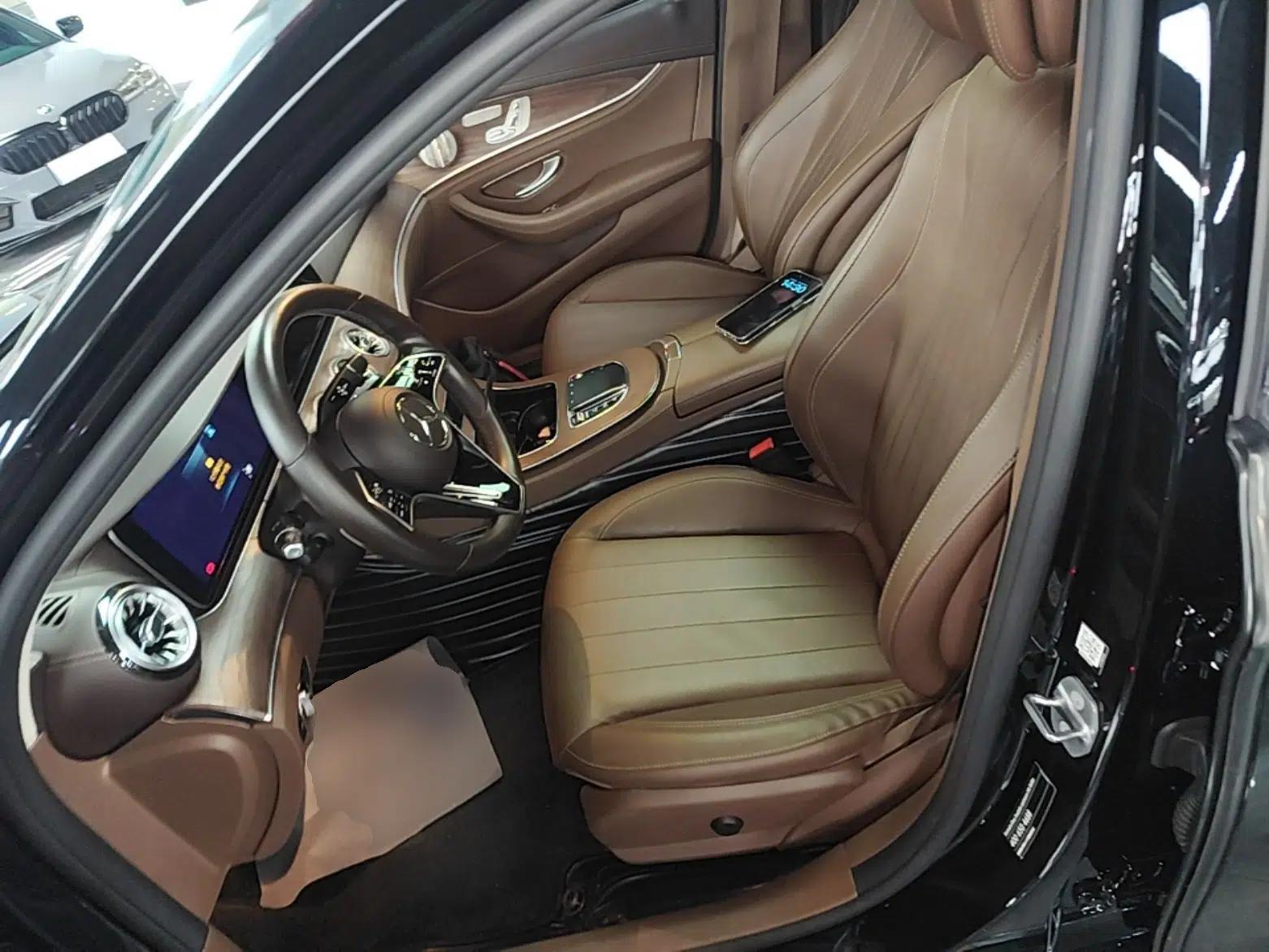 Mercedes-Benz E-Class 2023 E 300 L Luxury Model — миниатюра 17