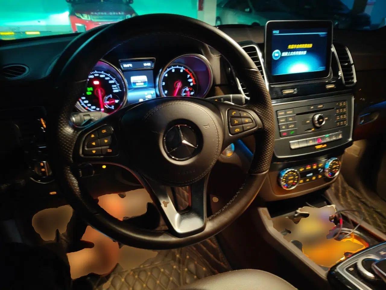 Mercedes-Benz GLS 2018 Refreshed GLS 400 4MATIC Dynamic Edition — миниатюра 10
