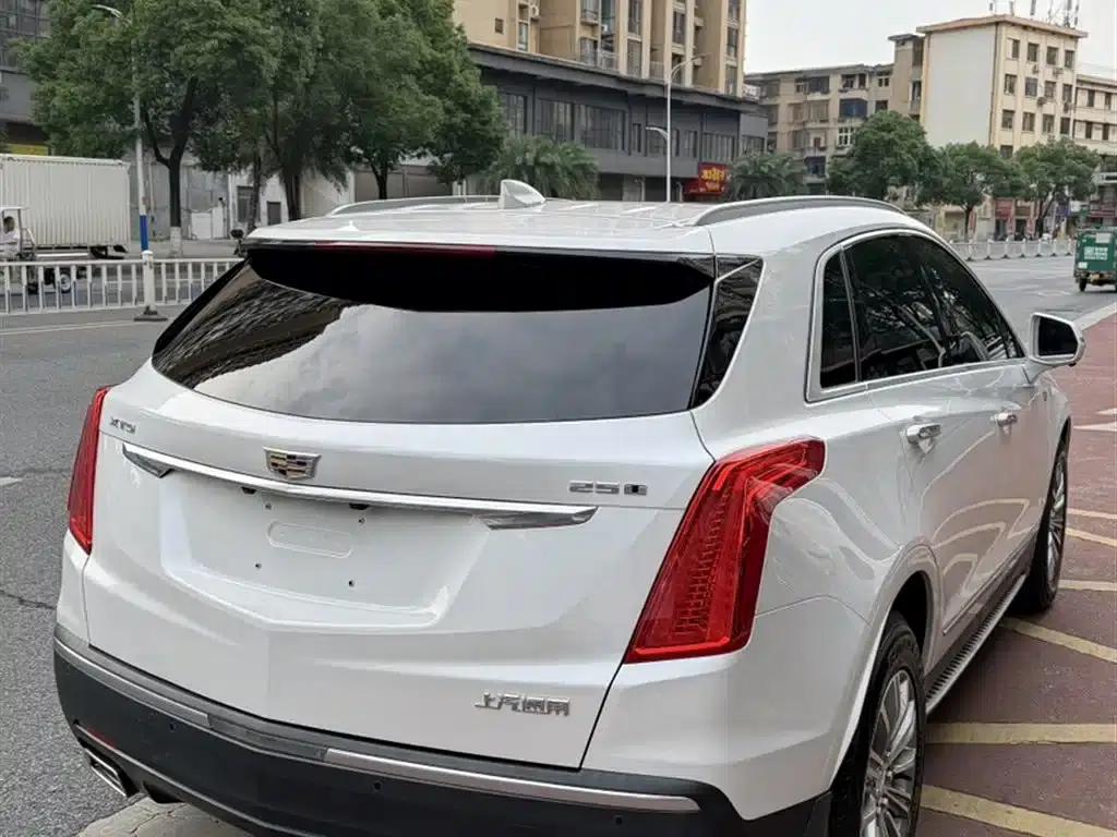 Cadillac XT5 2018 25T Luxury — миниатюра 7