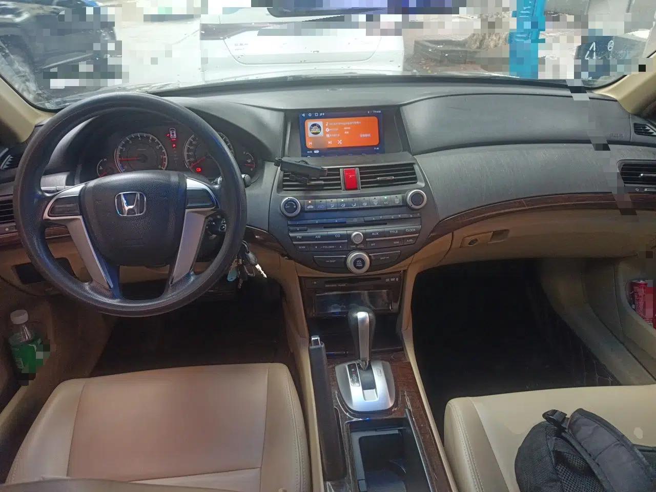 Honda Accord 2013 2.0L LX — миниатюра 9